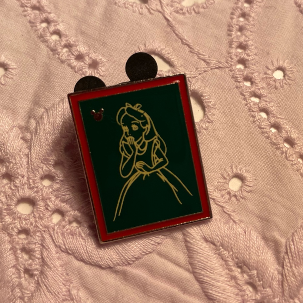 Disney’s Hidden Mickey 5 of 5 Alice in Wonderland 2011 pin